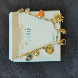 Stellar Charm Strand Gold
